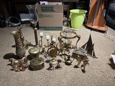 26 Brass Lot ( Not Counting The lid On The One)