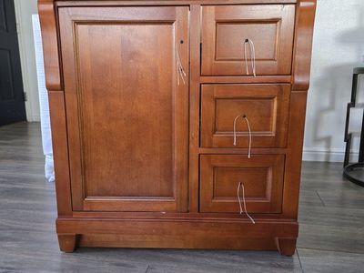 Bathroom vanity