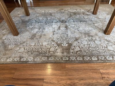 Large Area Rug with Ornate Medallion Pattern - Beige/Brown Tones.. 78inch by 115 inch
