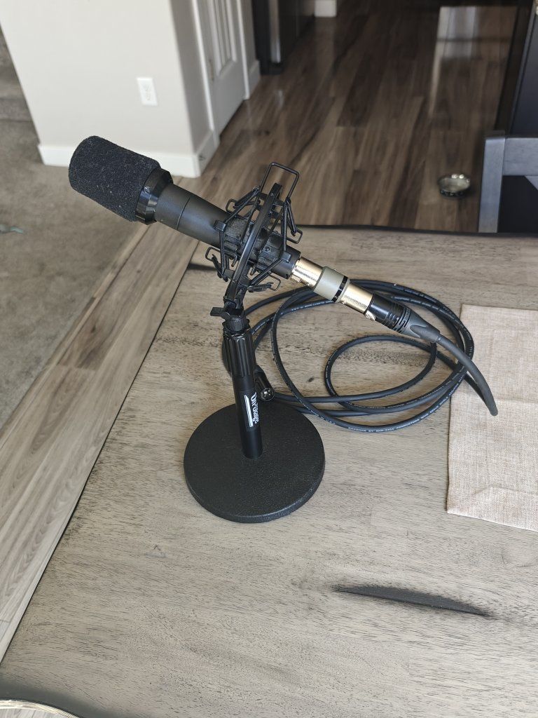 Shure SM57 Microphone+ Accessories