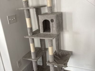 Cat tree