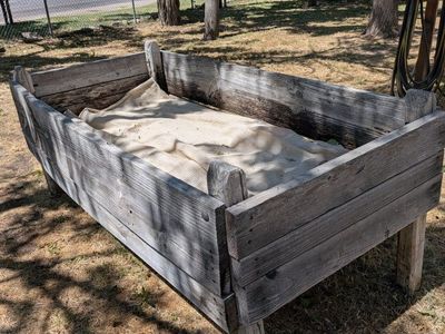 6'x3' Wooden Planting Box