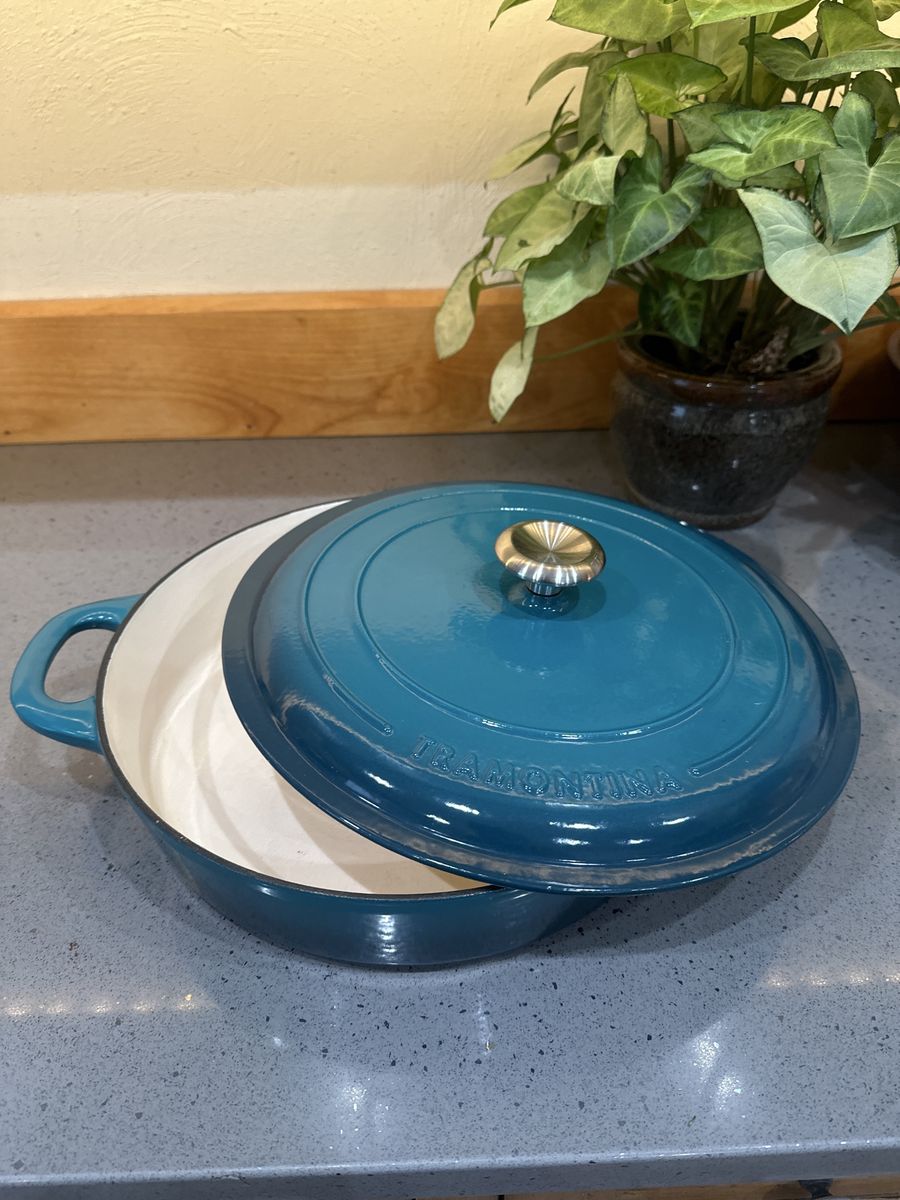 Tramontina 4 Qt Enameled Cast-Iron Covered Braiser