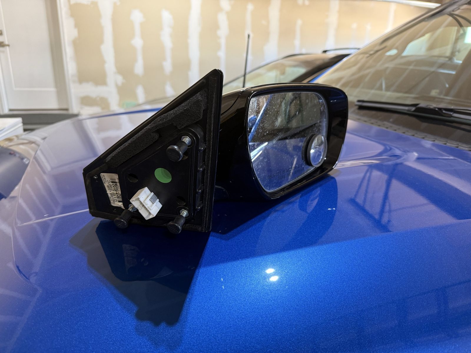 Hyundai Santa Fe Passenger Side Mirror (free)