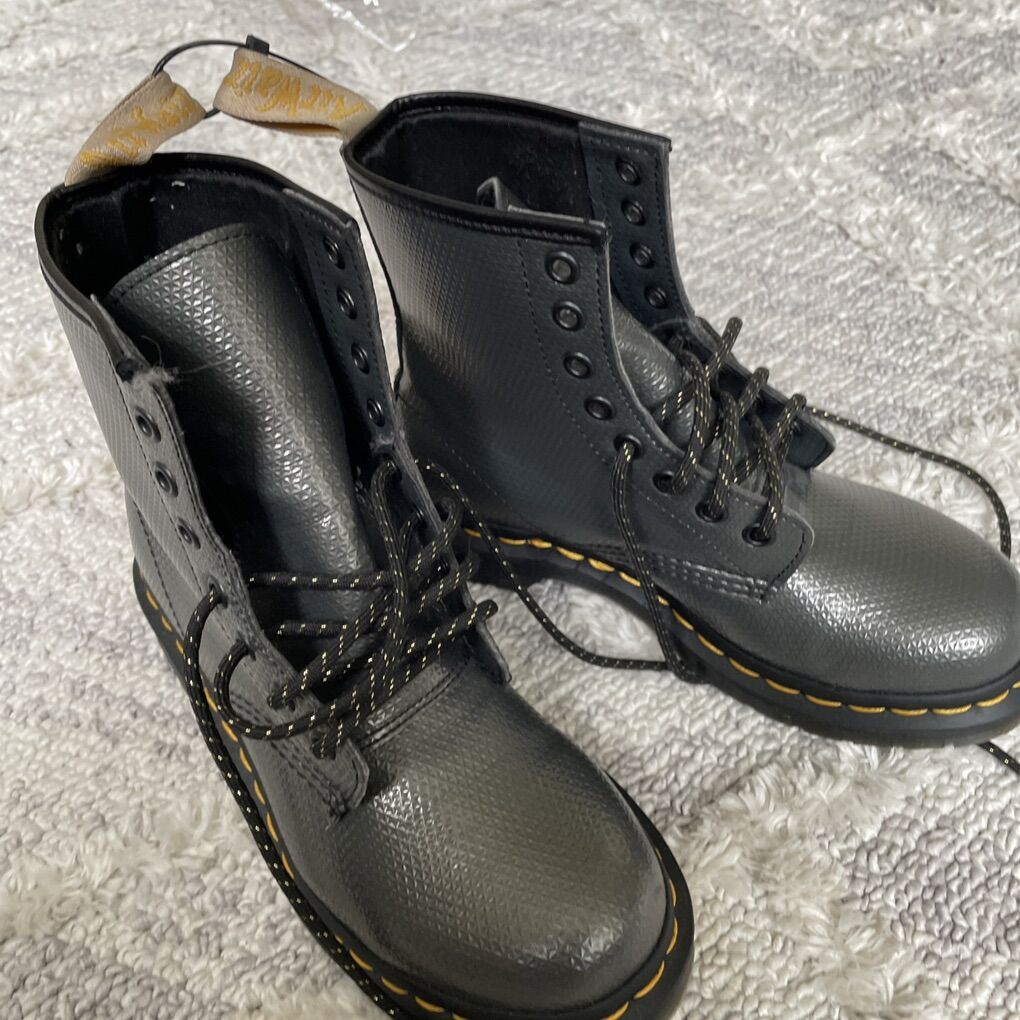 Dr. Martens 1460 Gunmetal Grey Vegan Boots Size 5