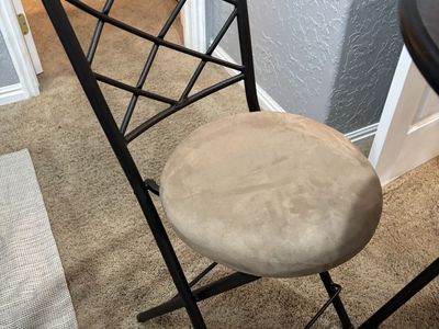 Bar stools and Bar Table