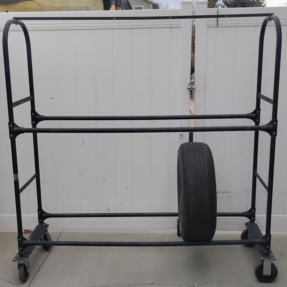 metal rolling tire rack