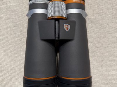 Maven Binoculars