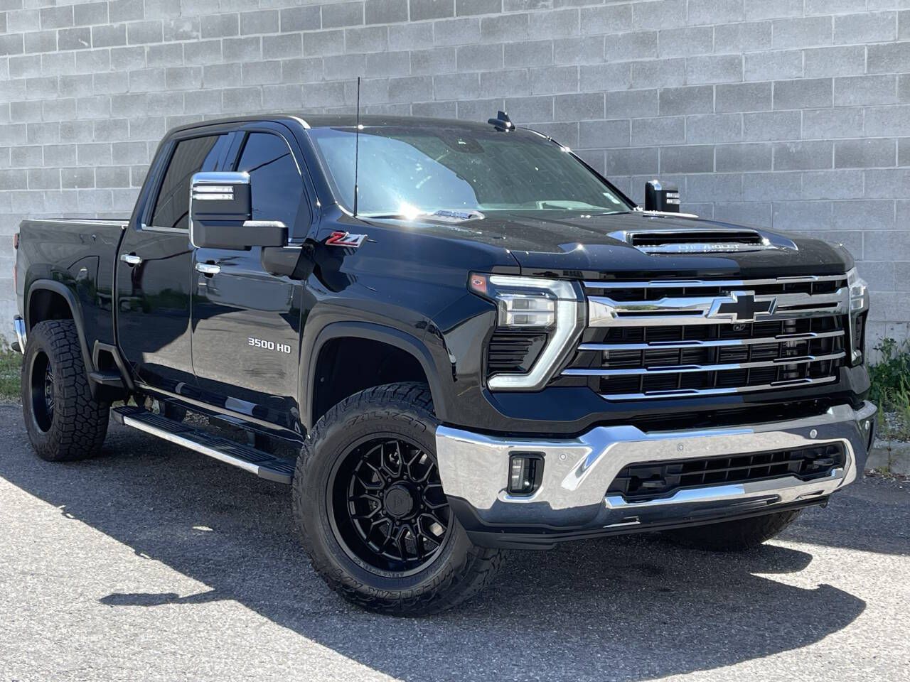 2025 Chevrolet Silverado 3500HD LTZ