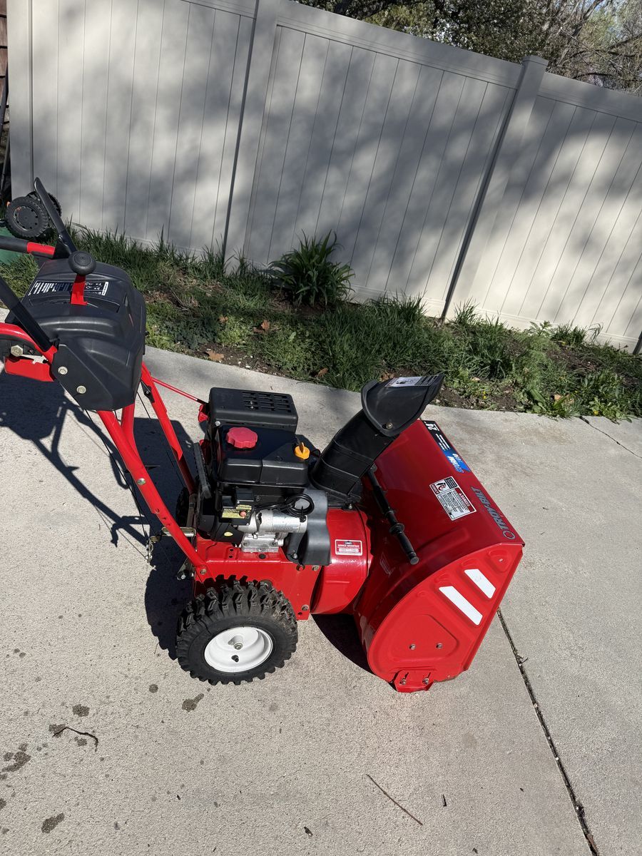 Troy Built 24" Snowblower