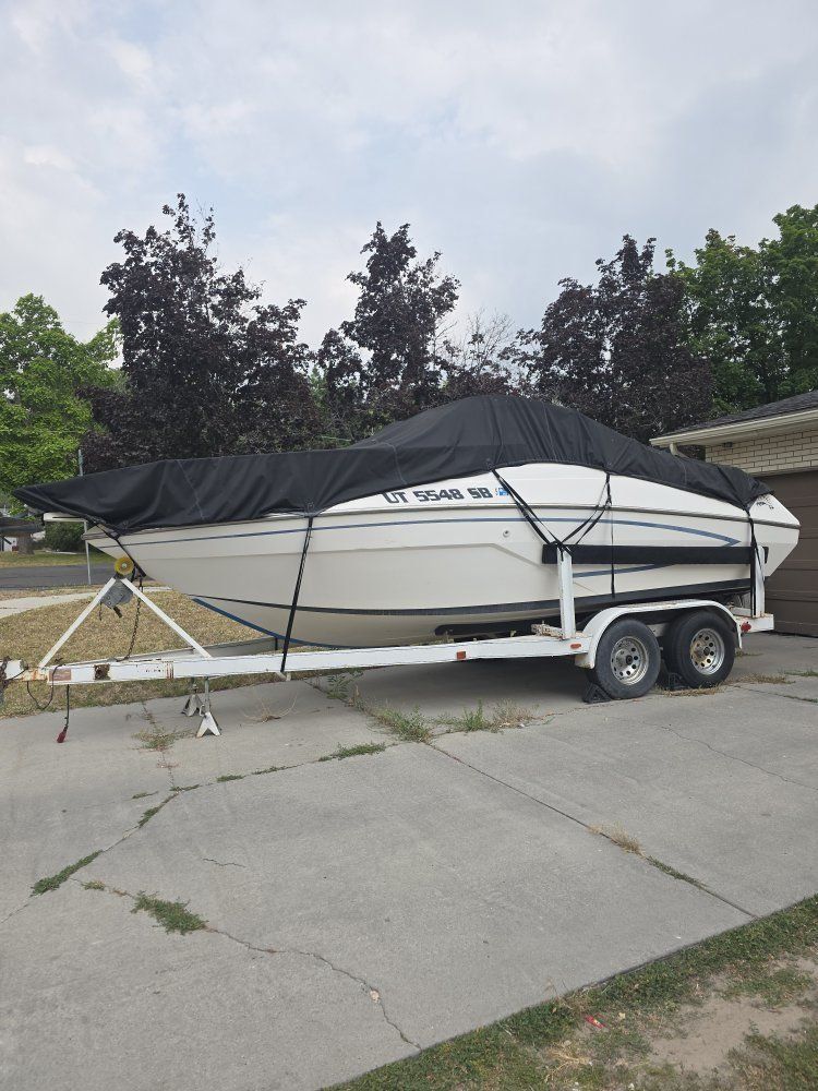 glasstron boat
