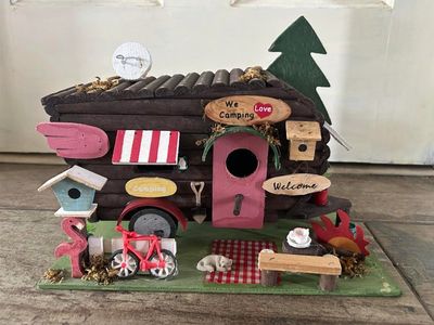 Rustic Camper Cabin Birdhouse Decor – “We Love Camping” Wooden Display
