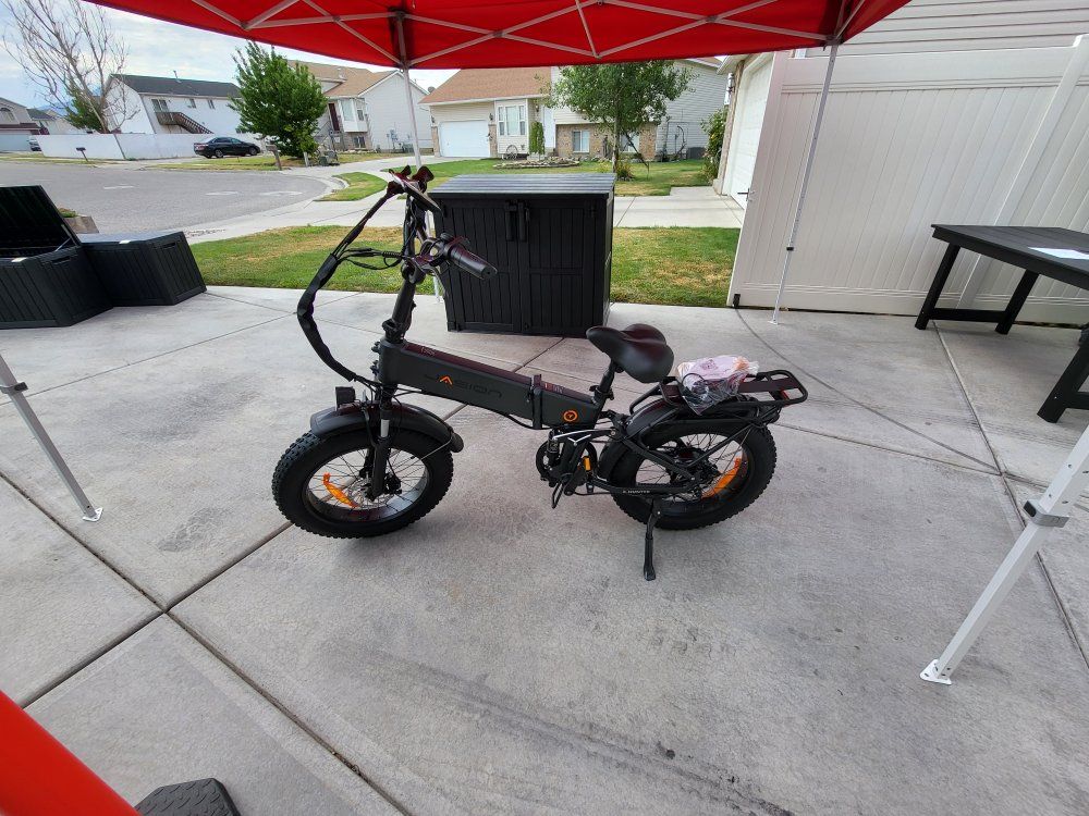 Jaison Hunter X Foldable Electric EBike 
Gray