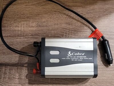 Cobra CPI 480 400-Watt 12V DC to 120V AC Power Inv