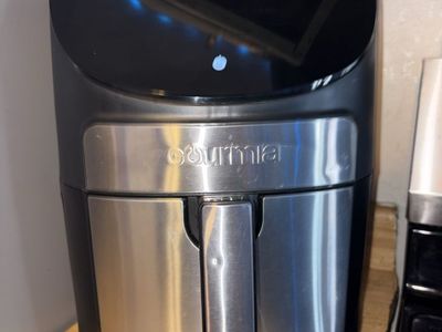 Gourmia Digital Air Fryer - Black & Stainless Steel, Compact Design