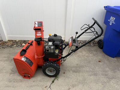 Ariens 624 Snow Blower