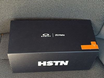 Oakley HSTN Metas