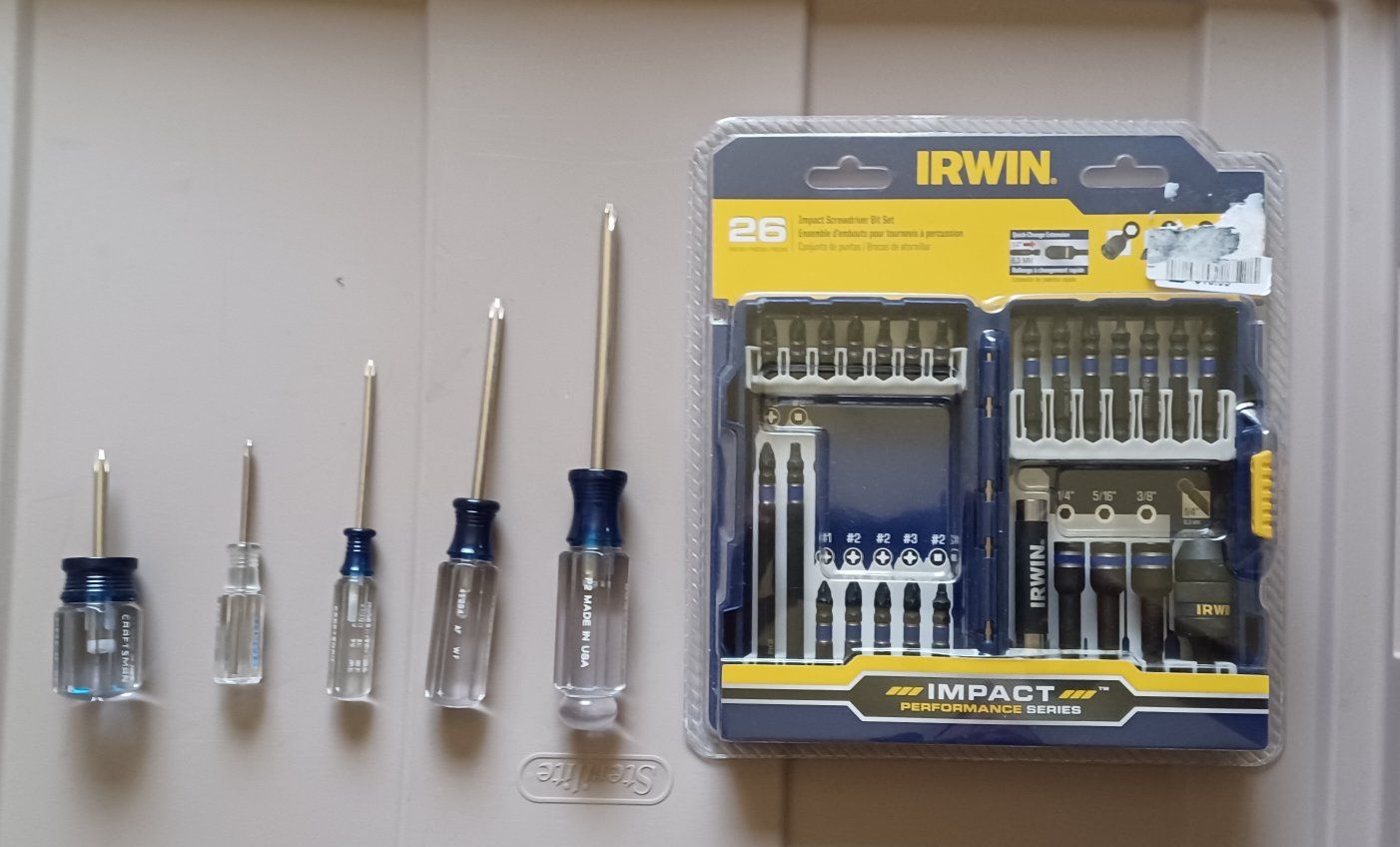 Irwin Impact Performance Series 26-Piece Screwdriver Bit Set + 5 Craftsman Screwdrivers