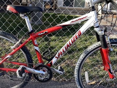 Specialized RockHopper Mountain Bike Rock Shox