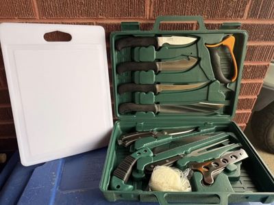 Outdoor Edge Game Processor 12-Piece Hunting Knife and Processing Set