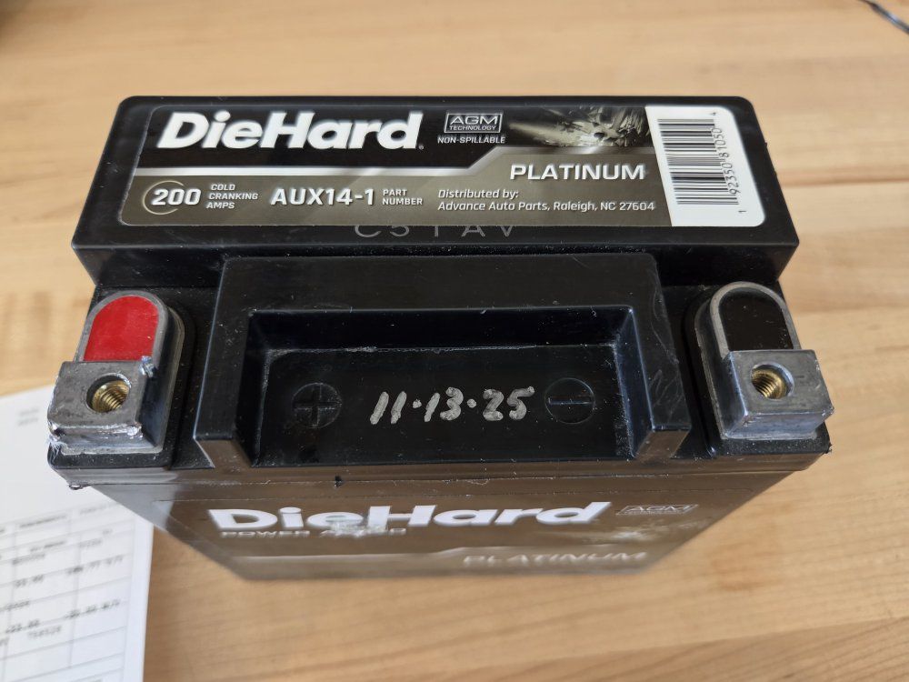 Jeep JL Wrangler Gladiator Aux battery Aux 14-1