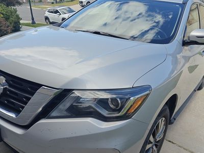 2018 Nissan Pathfinder SL
