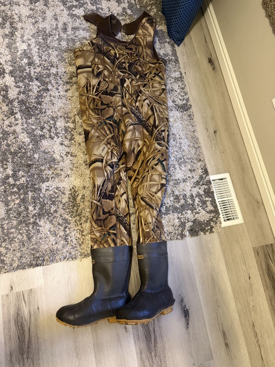 Neoprene chest waders