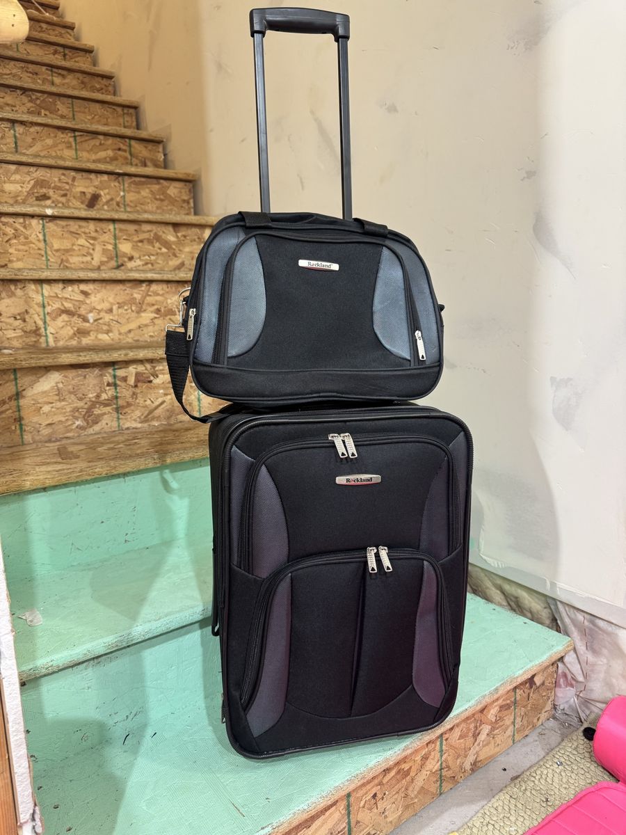 Small size  2 pc carry on luggage 2 wheel