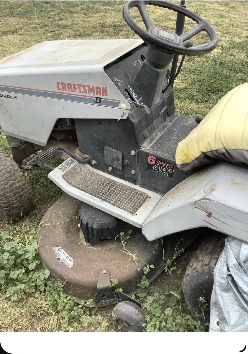 Riding Lawnmower