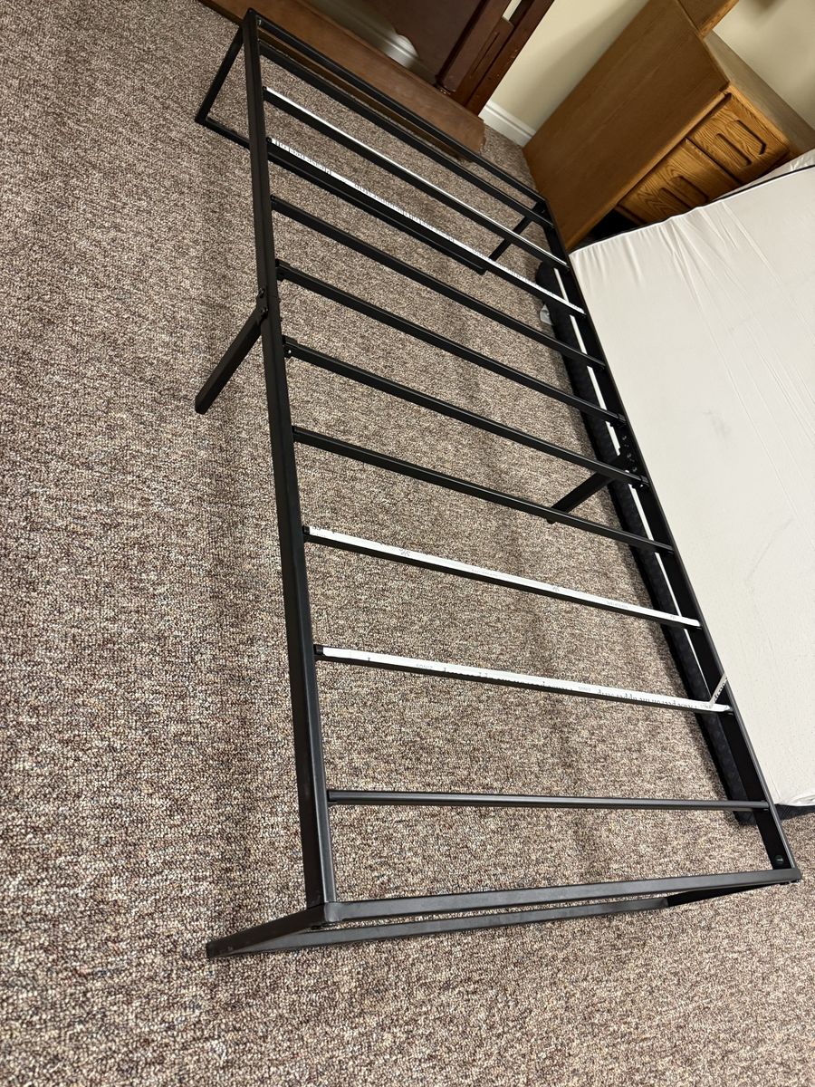 Twin frame and mattress
