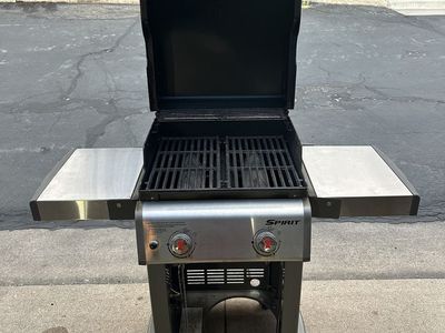 Weber Spirit E210 Grill