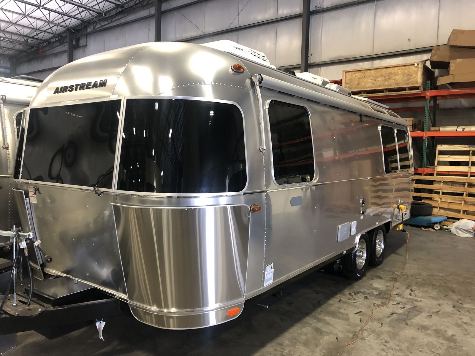 2021 Airstream Globetrotter 25 FB with Lithium battery upgrade