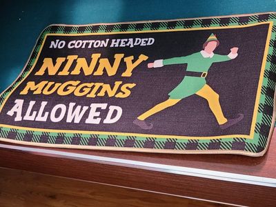 Elf "No Cotton Headed Ninny Muggins Allowed" Decorative Doormat/Rug, Black & Green Plaid