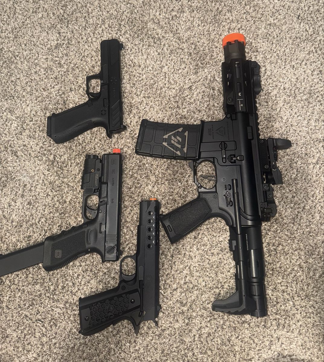 Airsoft guns 