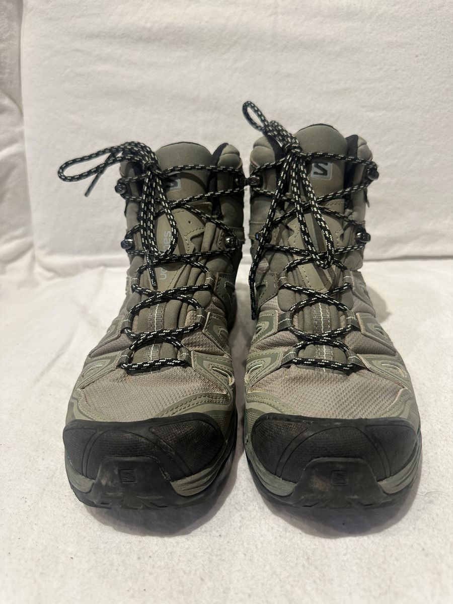 Salomon Men’s Size 9 x-Ultra Goretex Hiking Boots