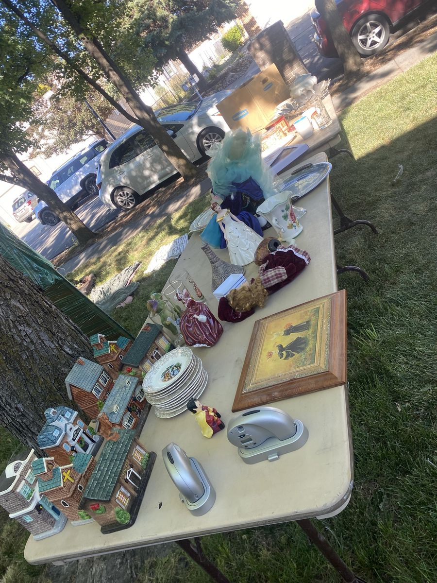 MOVING SALE! Lots of vintage items. Midvale UT
