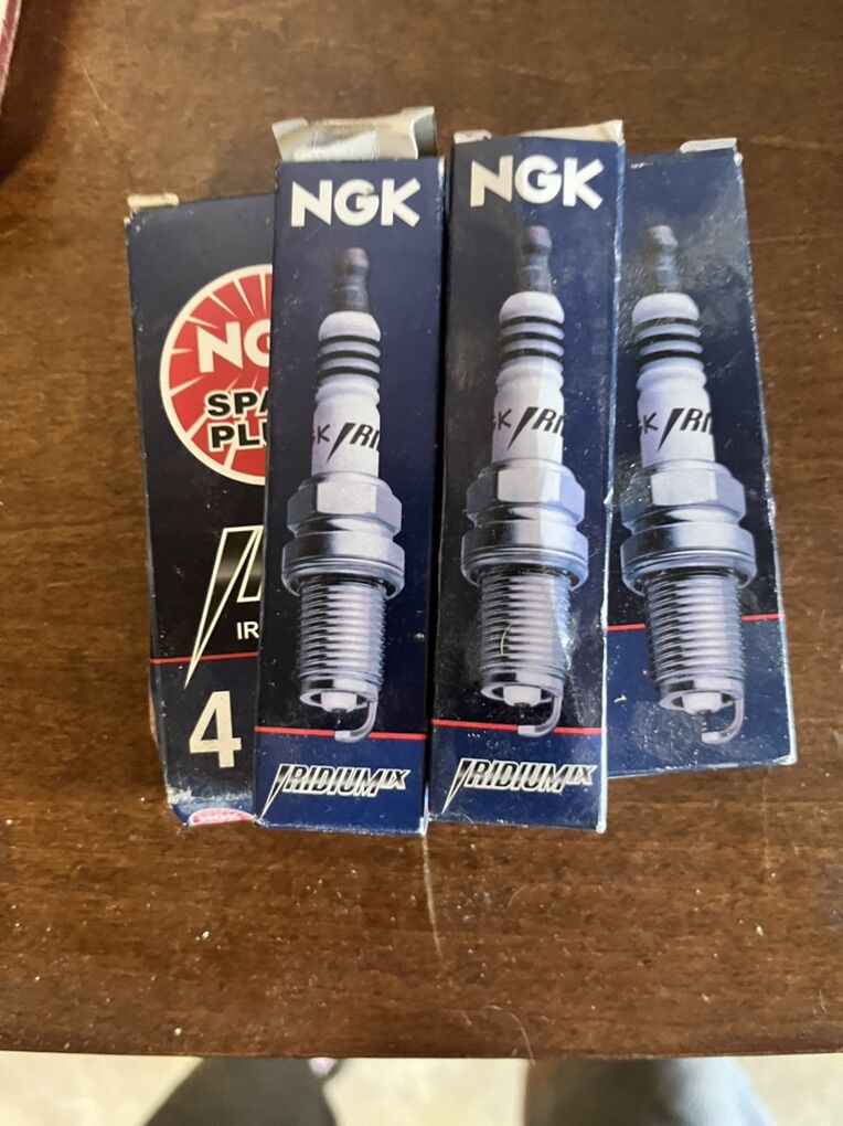 NGK IRIDIUM SPARK PLUG