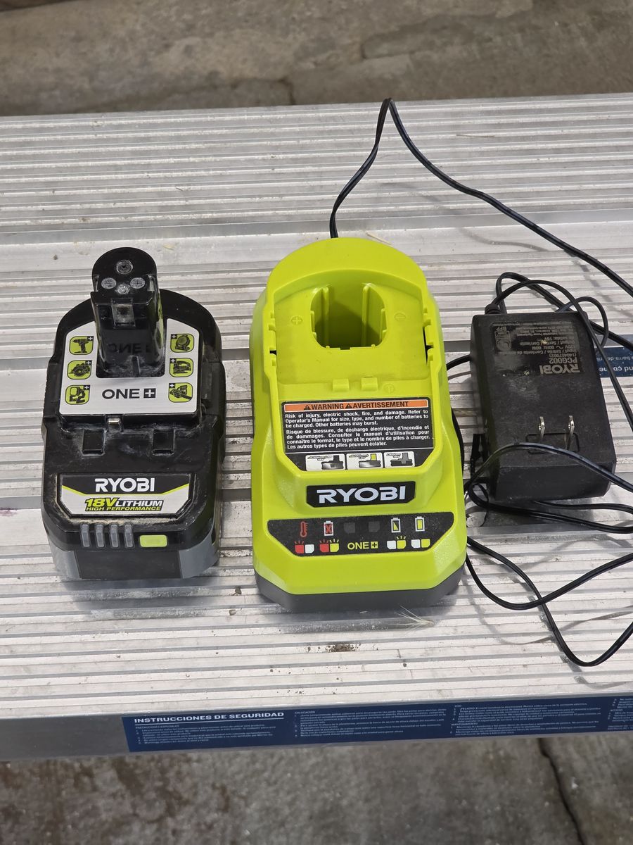 RYOBI 18V ONE+ High Performance 4ah Battery and charger