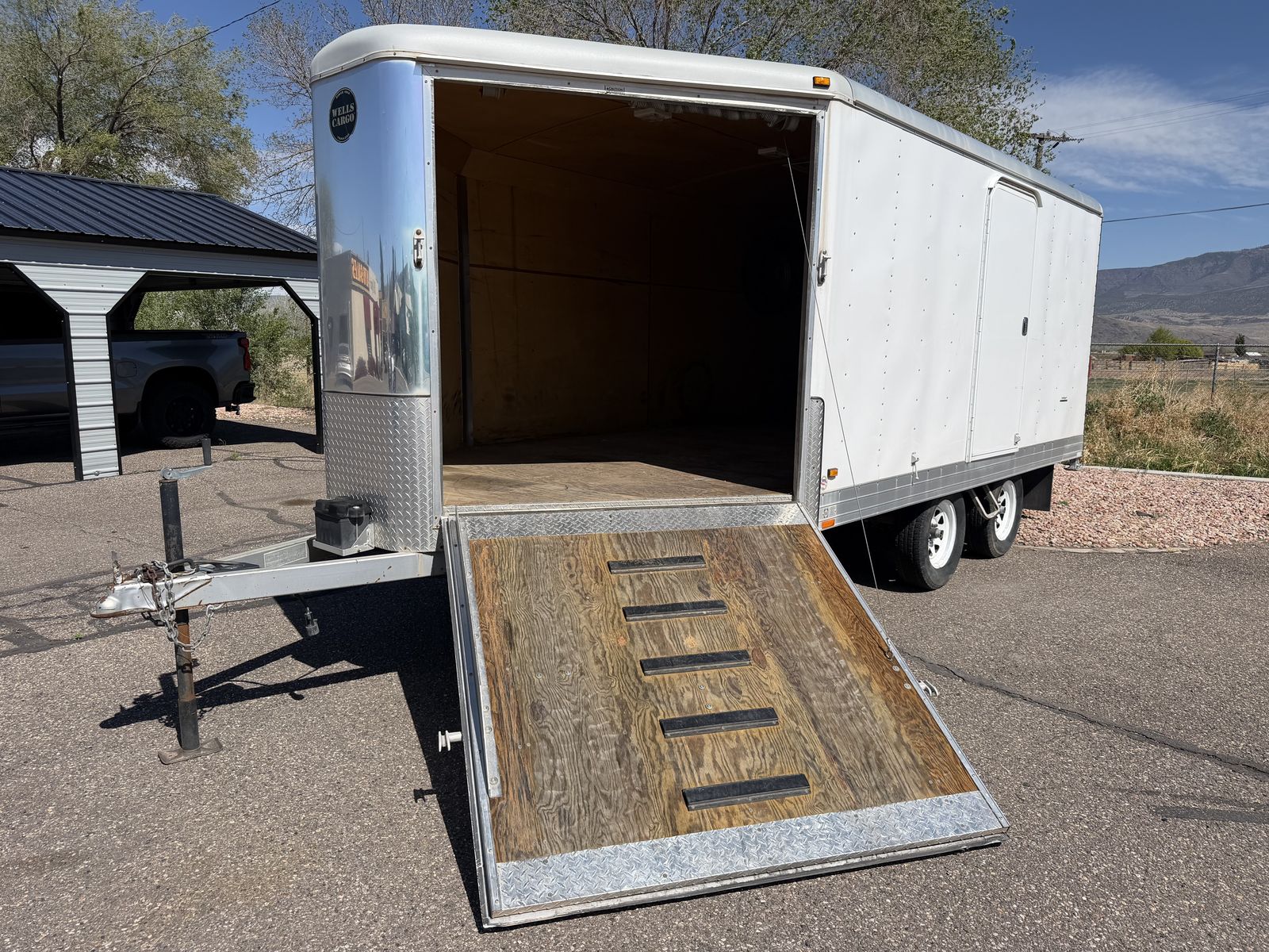2005 Wells Cargo Enclosed Trailer