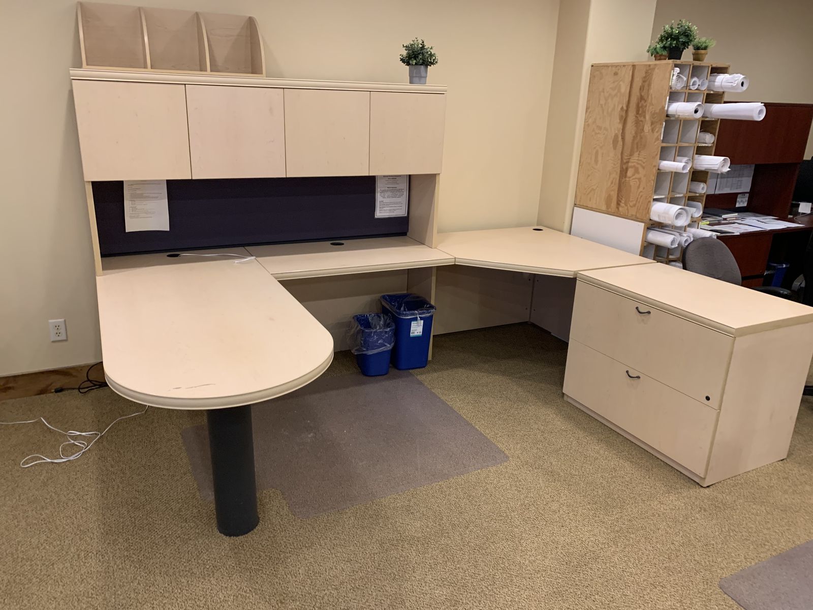 Large White Workstation