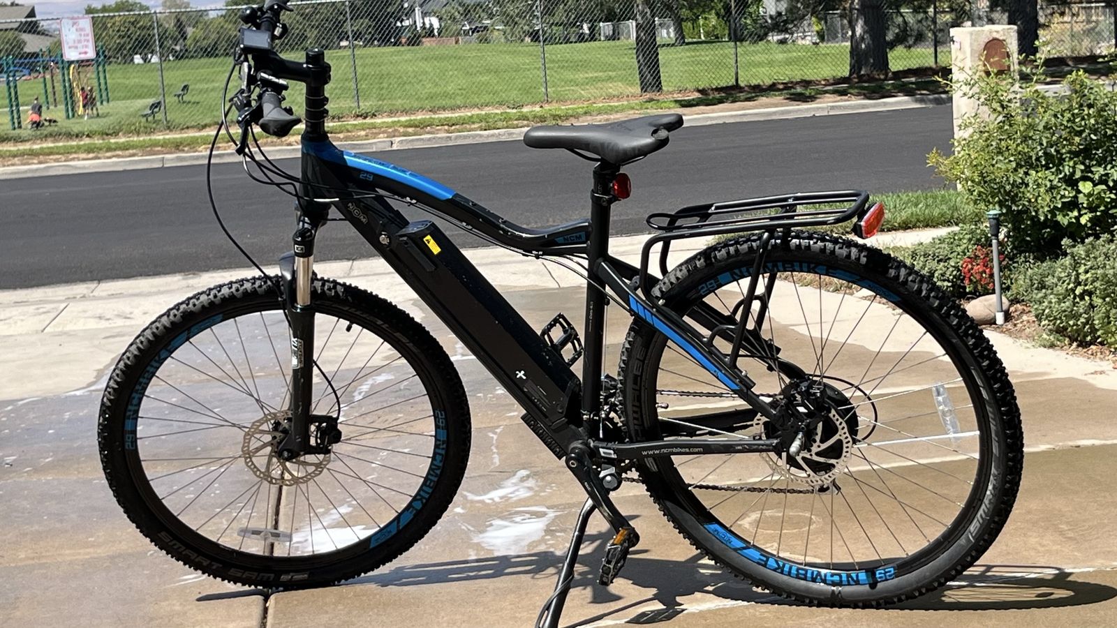 NCM Moscow Plus Electric Mountain Bike 29" 48V Black and Blue