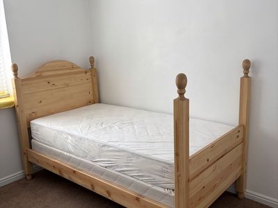 Twin Bed