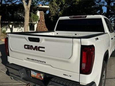 2023 GMC 1500 SLT