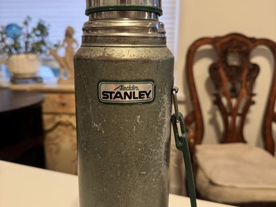 Vintage Aladdin Stanley Green Thermos 1.1 Quart Vacuum Bottle with Cup