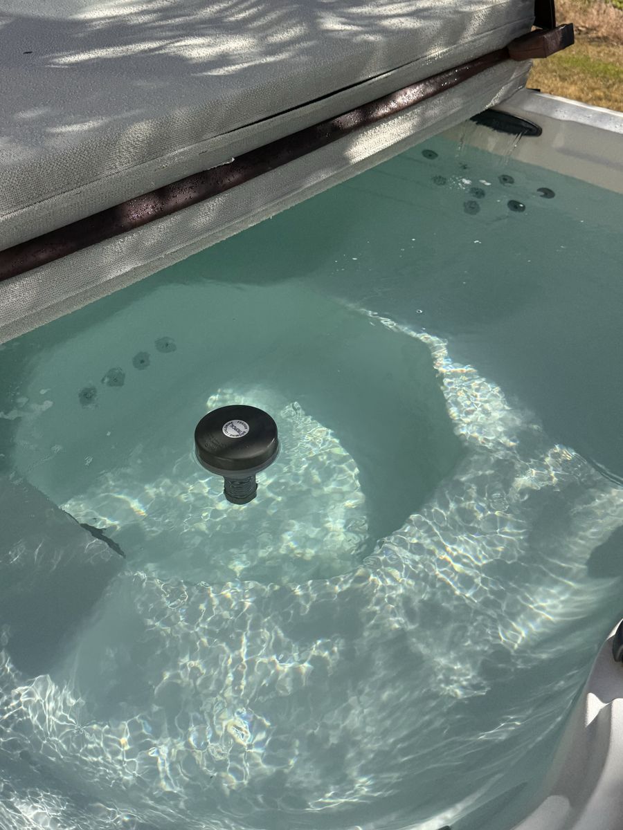 Lifesmart LS600DX 7-Person 230V Hot Tub