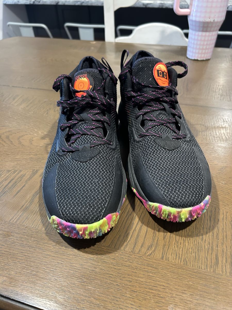 Dame 8 “Big Mood” size 10.5. Never Work