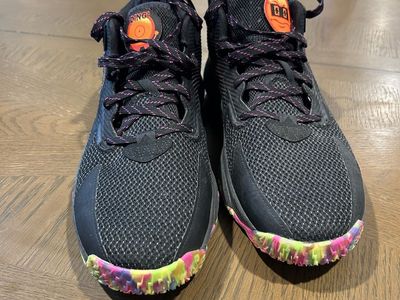 Dame 8 “Big Mood” size 10.5. Never Work