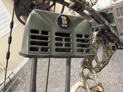 Hoyt carbon defiant 34