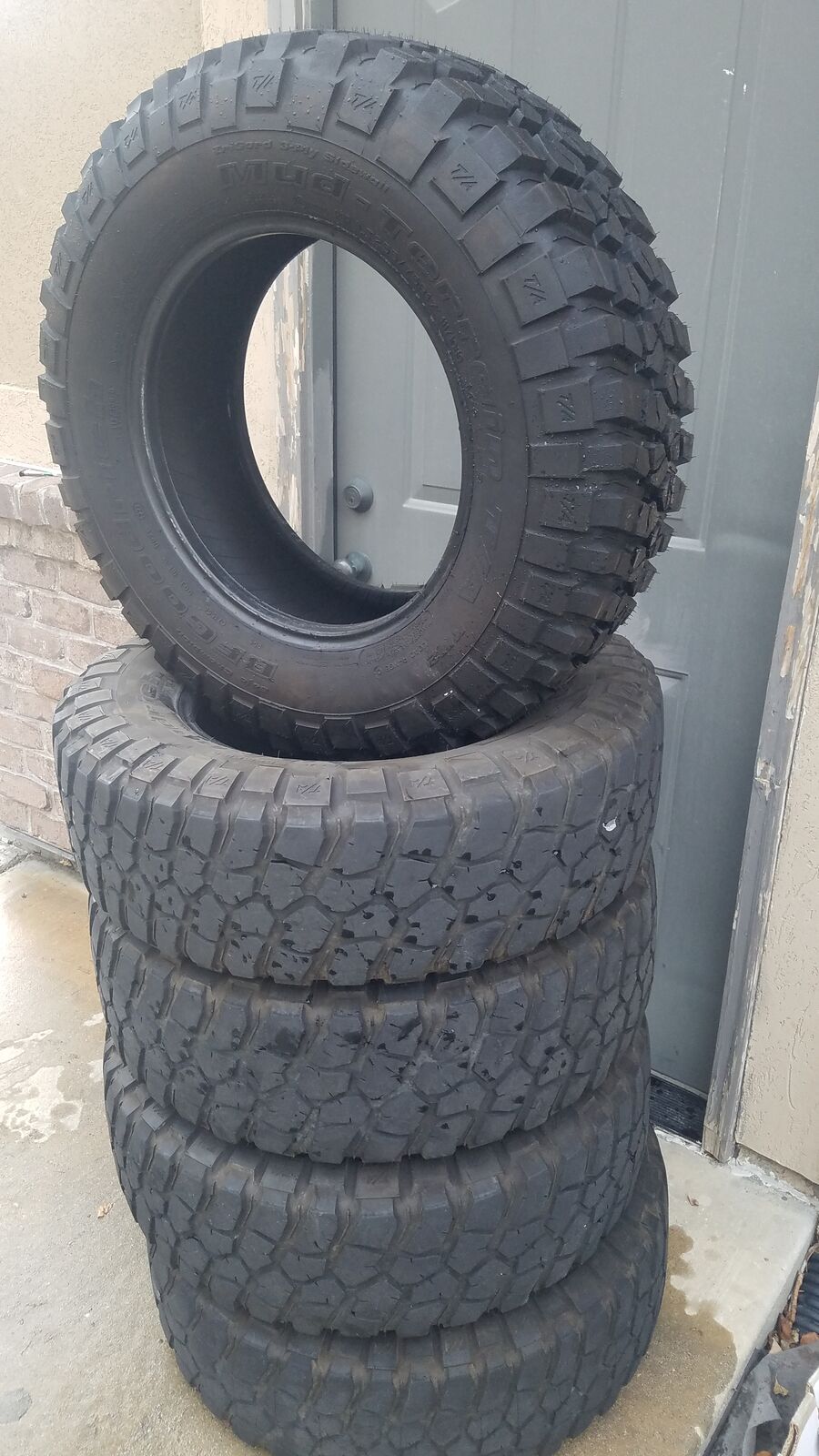 BF Goodrich 255/75/R17