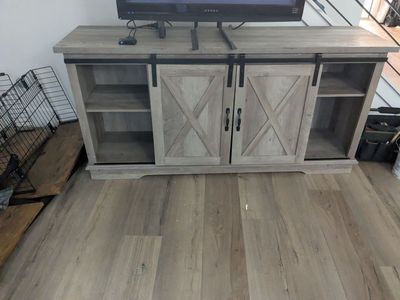 Tv stand